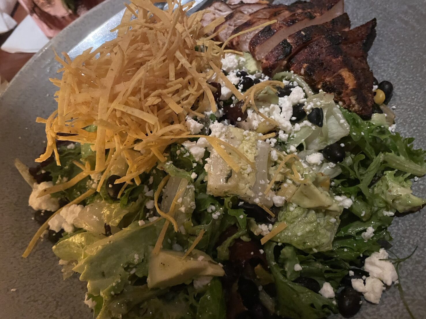 ワイキキの話題店Earlsへ