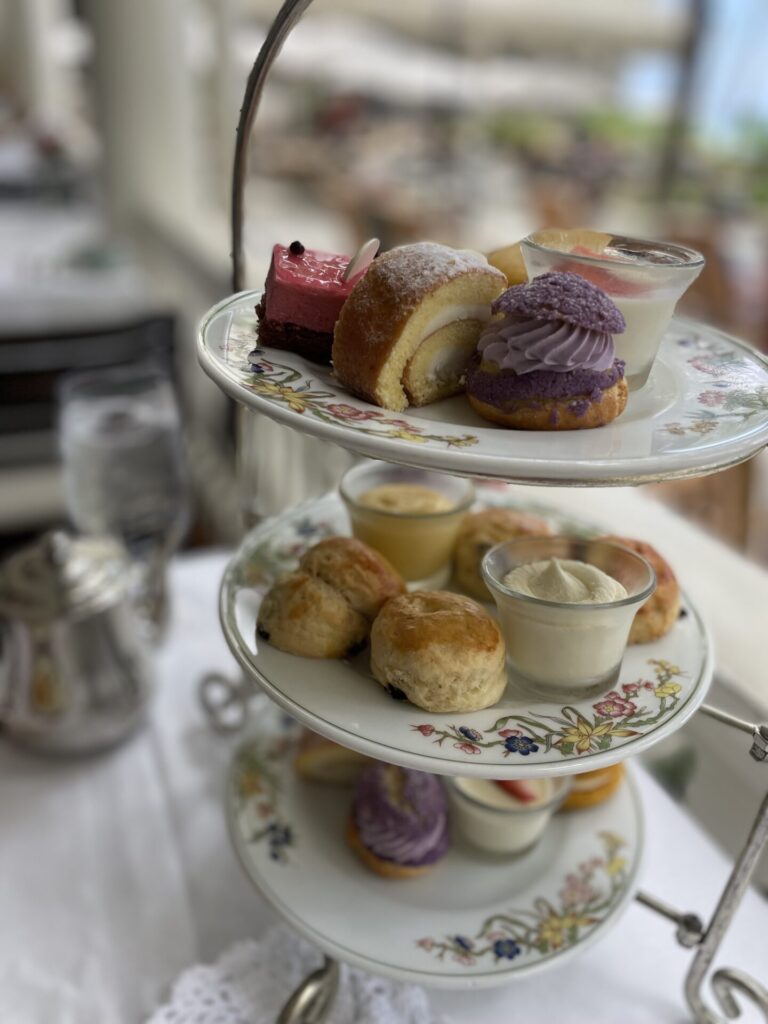 シェラトン vs モアナ徹底比較！