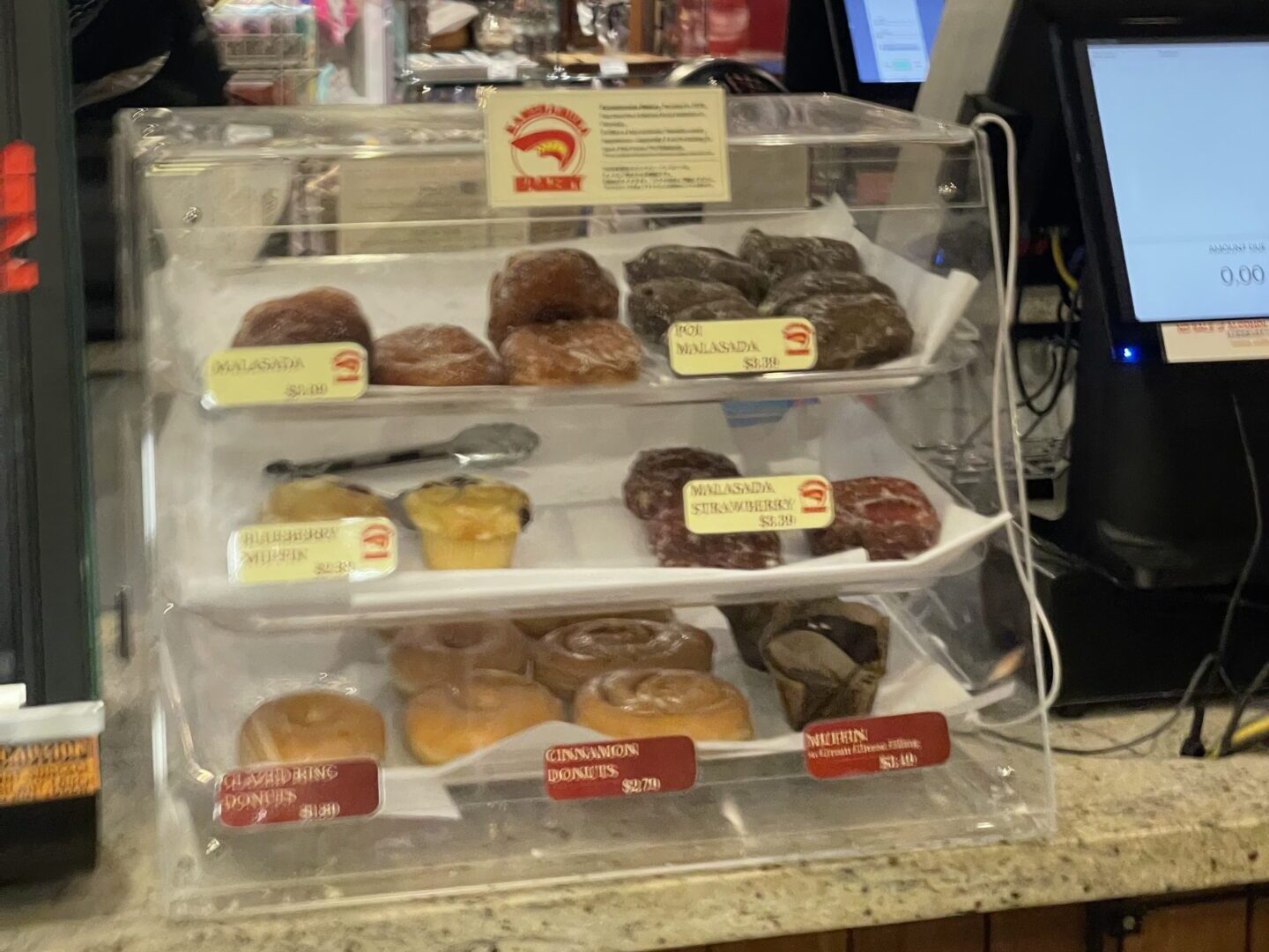 シェラトン vs モアナ徹底比較！