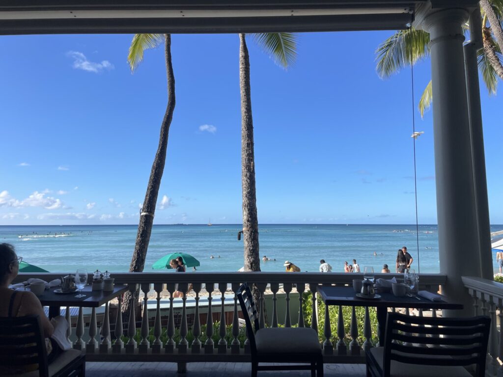 シェラトン vs モアナ徹底比較！