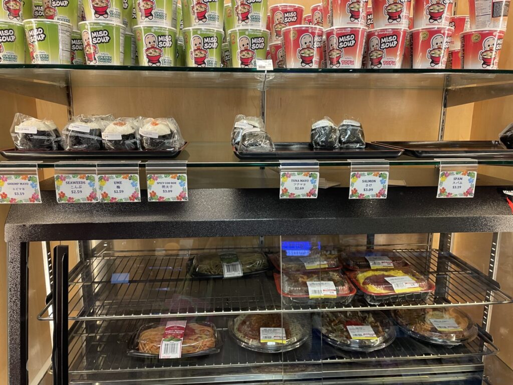 シェラトン vs モアナ徹底比較！