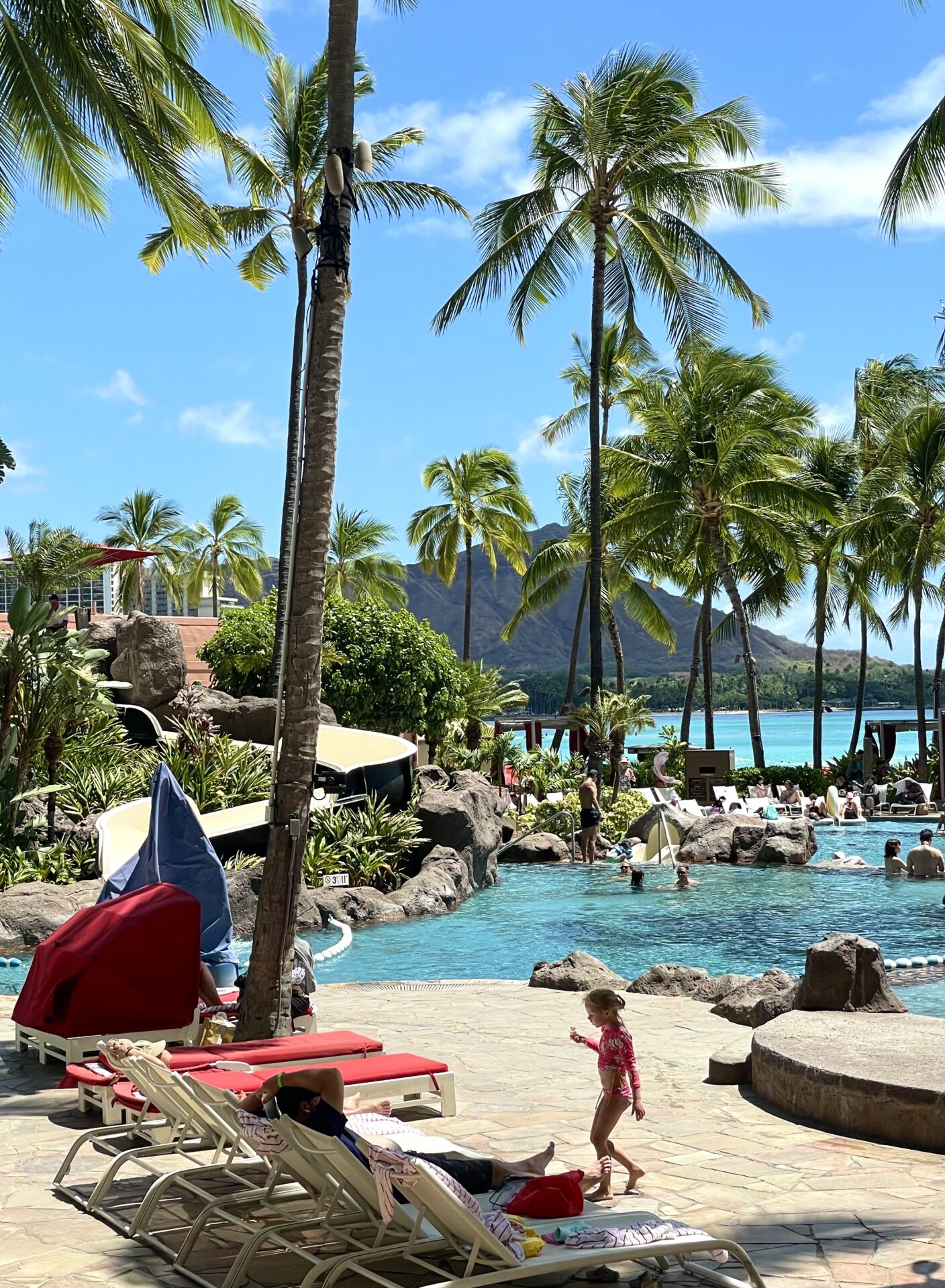 シェラトン vs モアナ徹底比較！