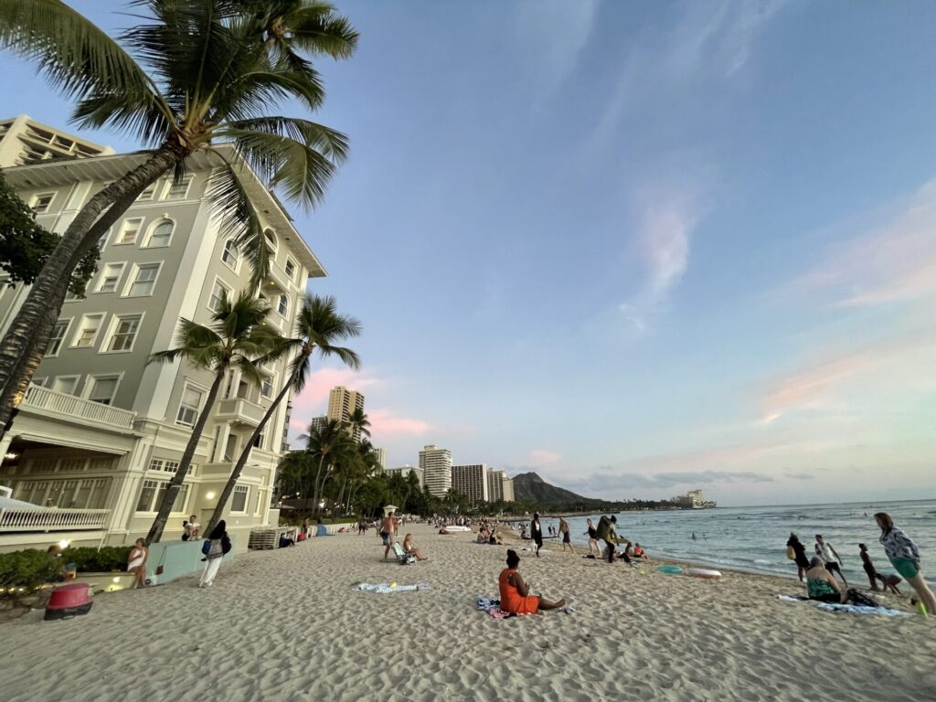 シェラトン vs モアナ徹底比較！